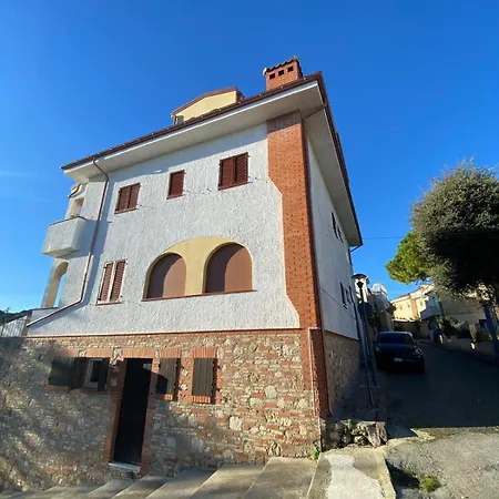 Saracena Willa